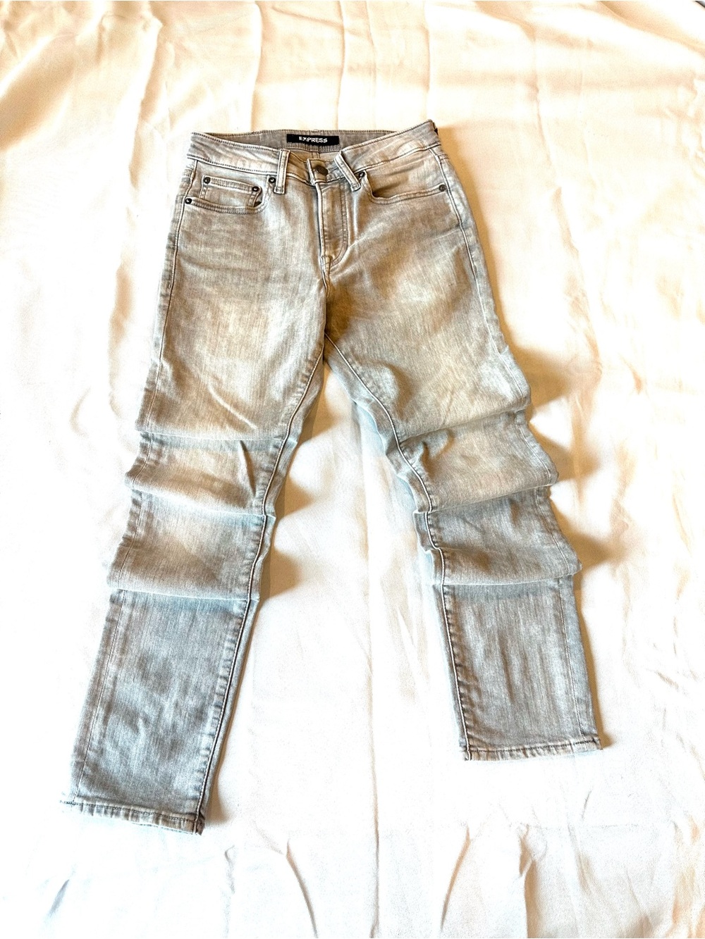 Express Men’s Light Gray hyper stretch Jeans28X30